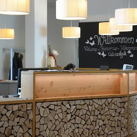Cooee Alpin Lungau Hotel 3*
